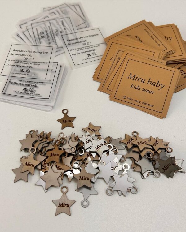 Etichete carton, exemplu 1